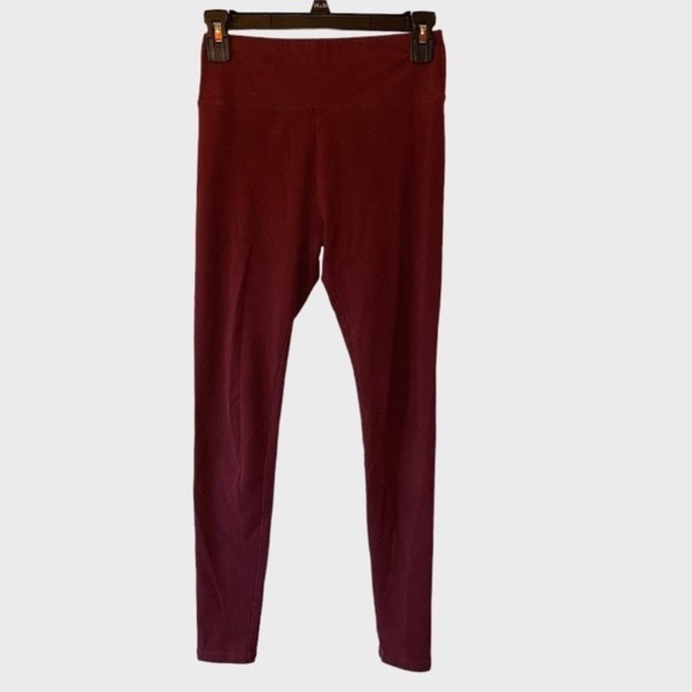 5 for $25 ❄️‎ Wild Fable burgundy leggings XS